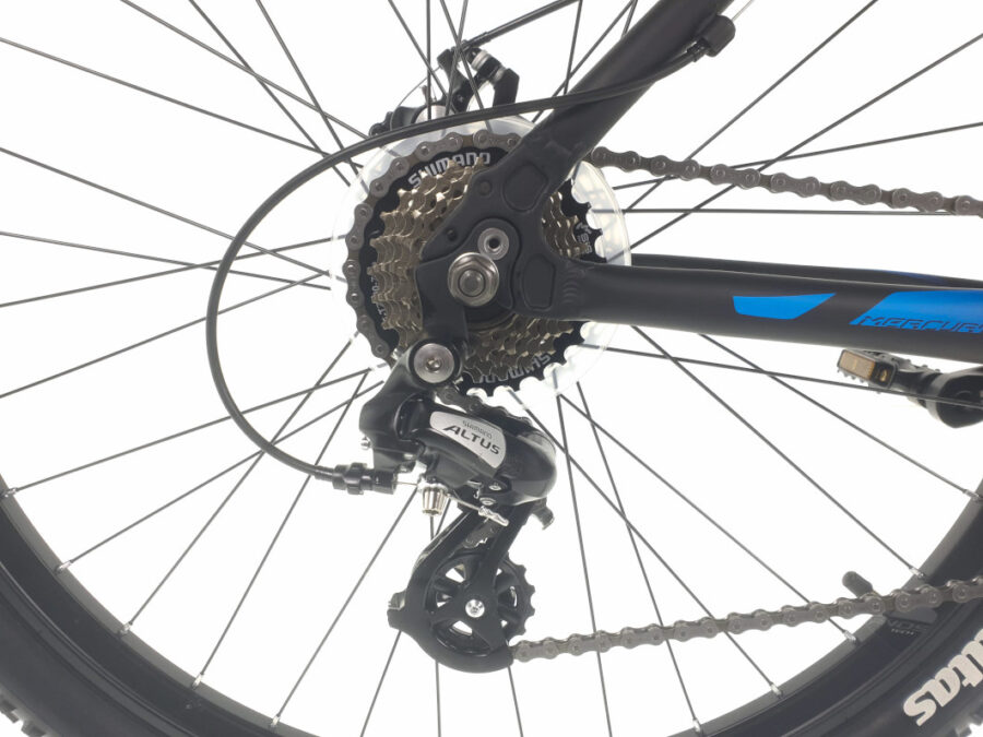 Schimbător Shimano Altus pe bicicletă
