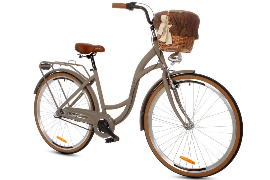 Bicicletă maro cu coș din răchită pe ghidon