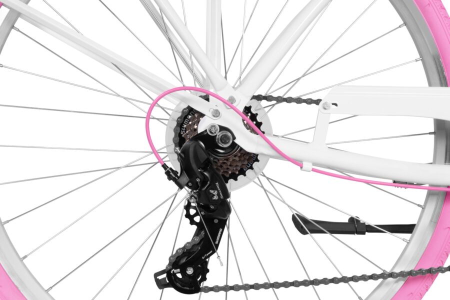 Transmisie și roată de bicicletă cu detalii colorate