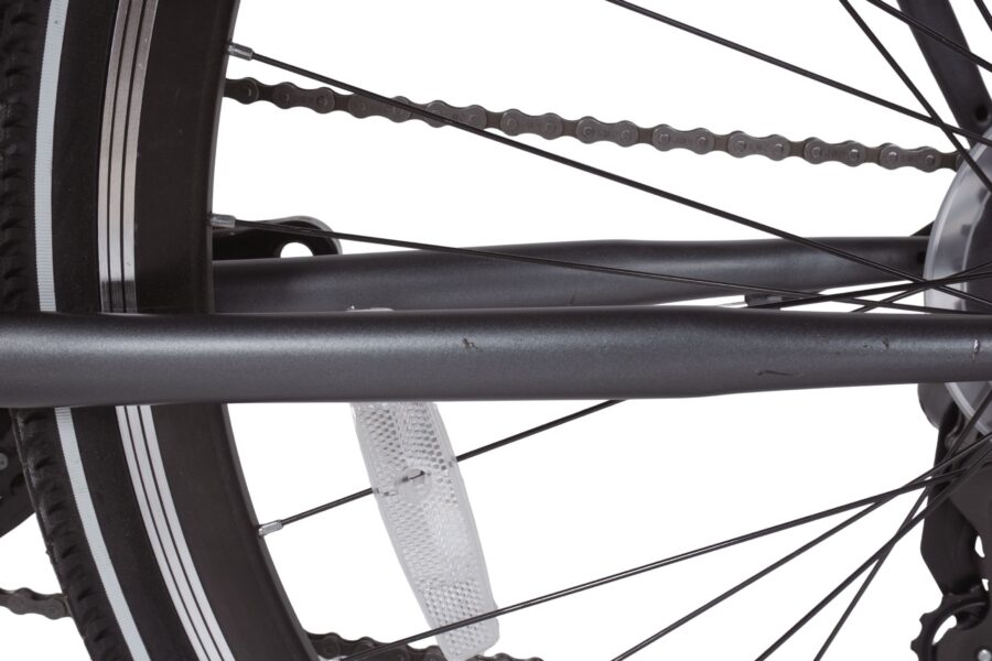 Cadru de bicicletă cu roată și lanț