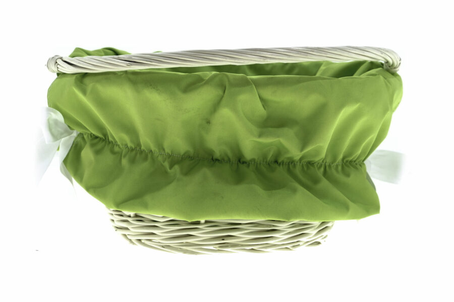 Coș împletit cu căptușeală verde