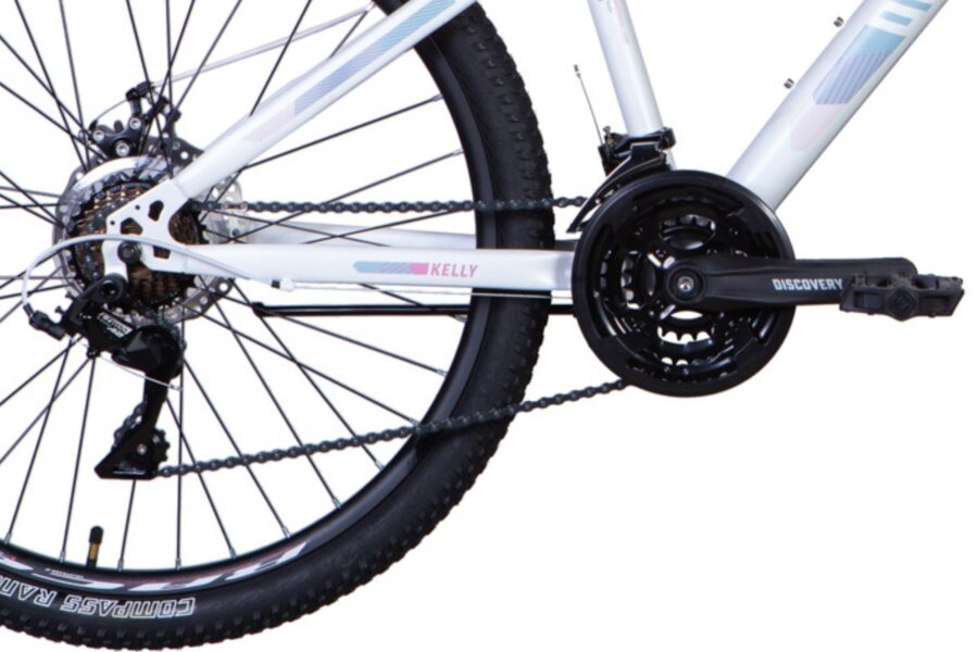 Detaliu bicicletă albă, sistem transmisie.