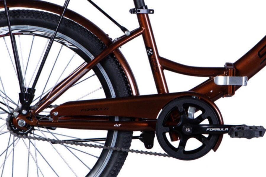 Detaliu cadru bicicletă de culoare maronie