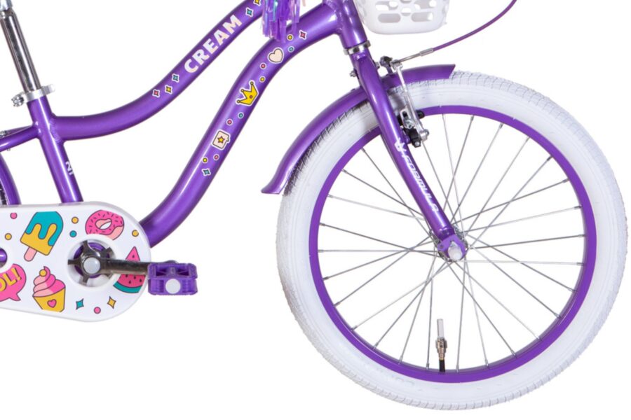Bicicletă purpurie cu design colorat și jante albe