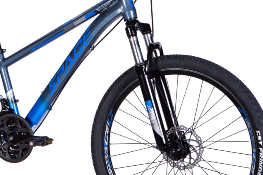 Bicicletă mountain bike cu cadru albastru