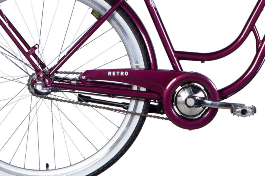 Bicicletă retro de culoare purpuriu