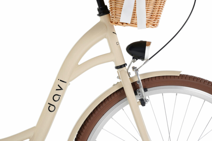 Bicicletă cu coș, design modern, culoare bej.