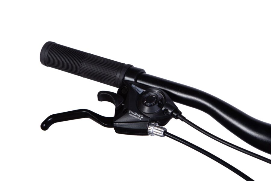 Mânere și frână de bicicletă din metal.