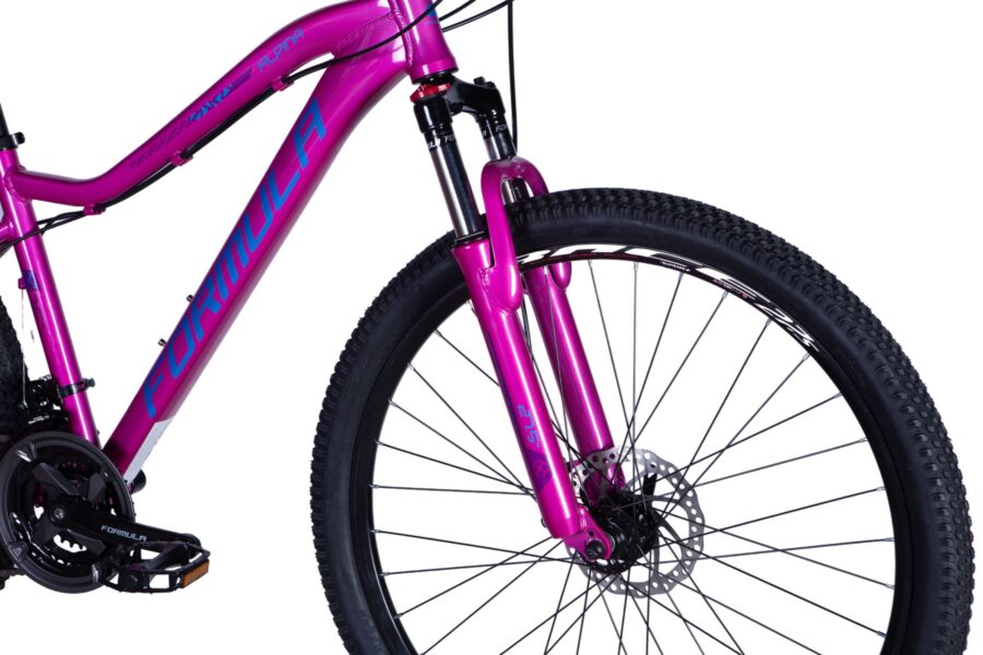 Bicicletă mountain pink cu furcă suspendată.