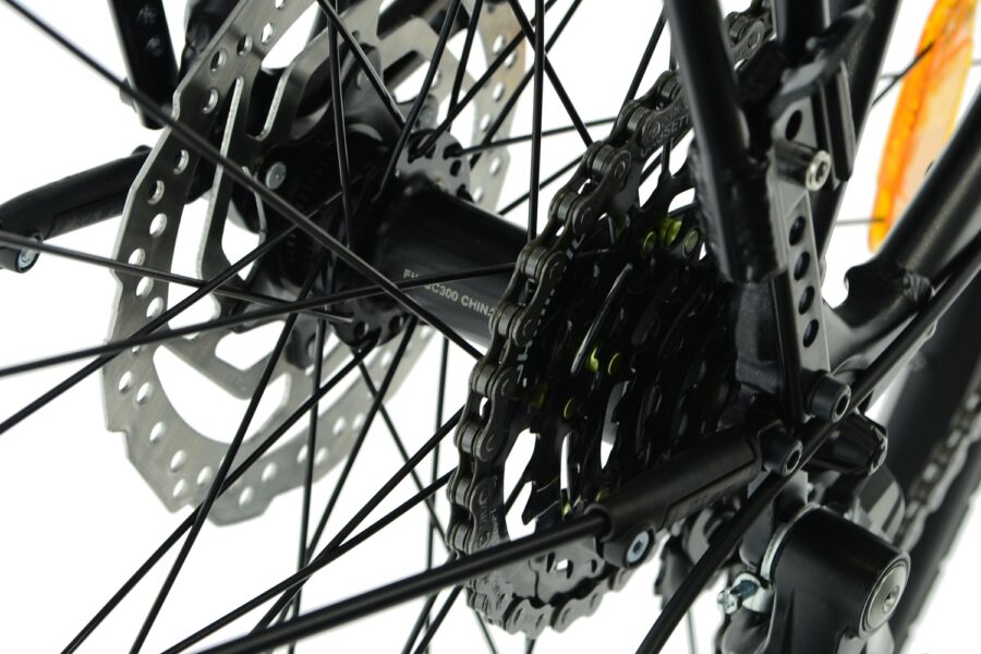 Detalii ale roții unei biciclete moderne