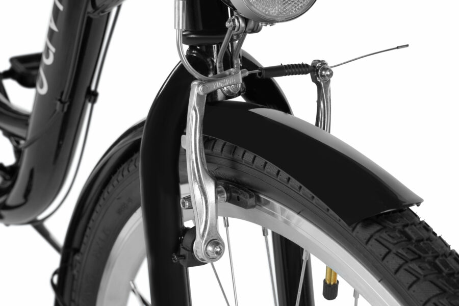 Roată de bicicletă cu frână și protectie.