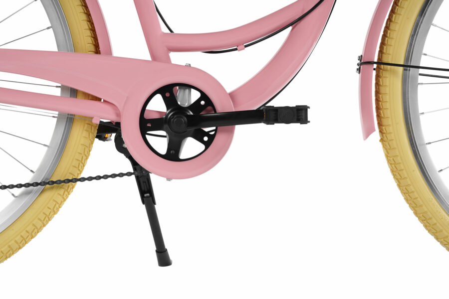 Detaliu bicicletă roz cu roată galbenă