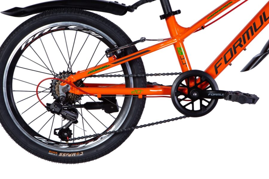 Bicicletă portocalie cu roți de 20 inci.