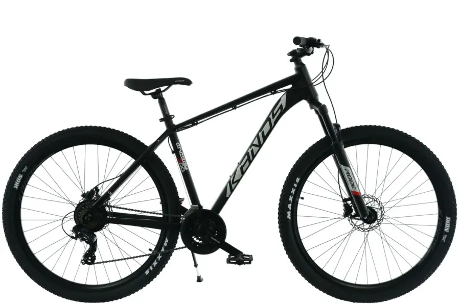 Bicicletă montană neagră, design modern și robust.