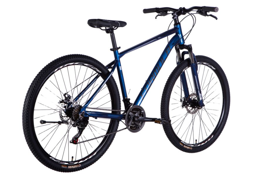 Bicicletă mountain bike albastră pentru aventuri în aer liber