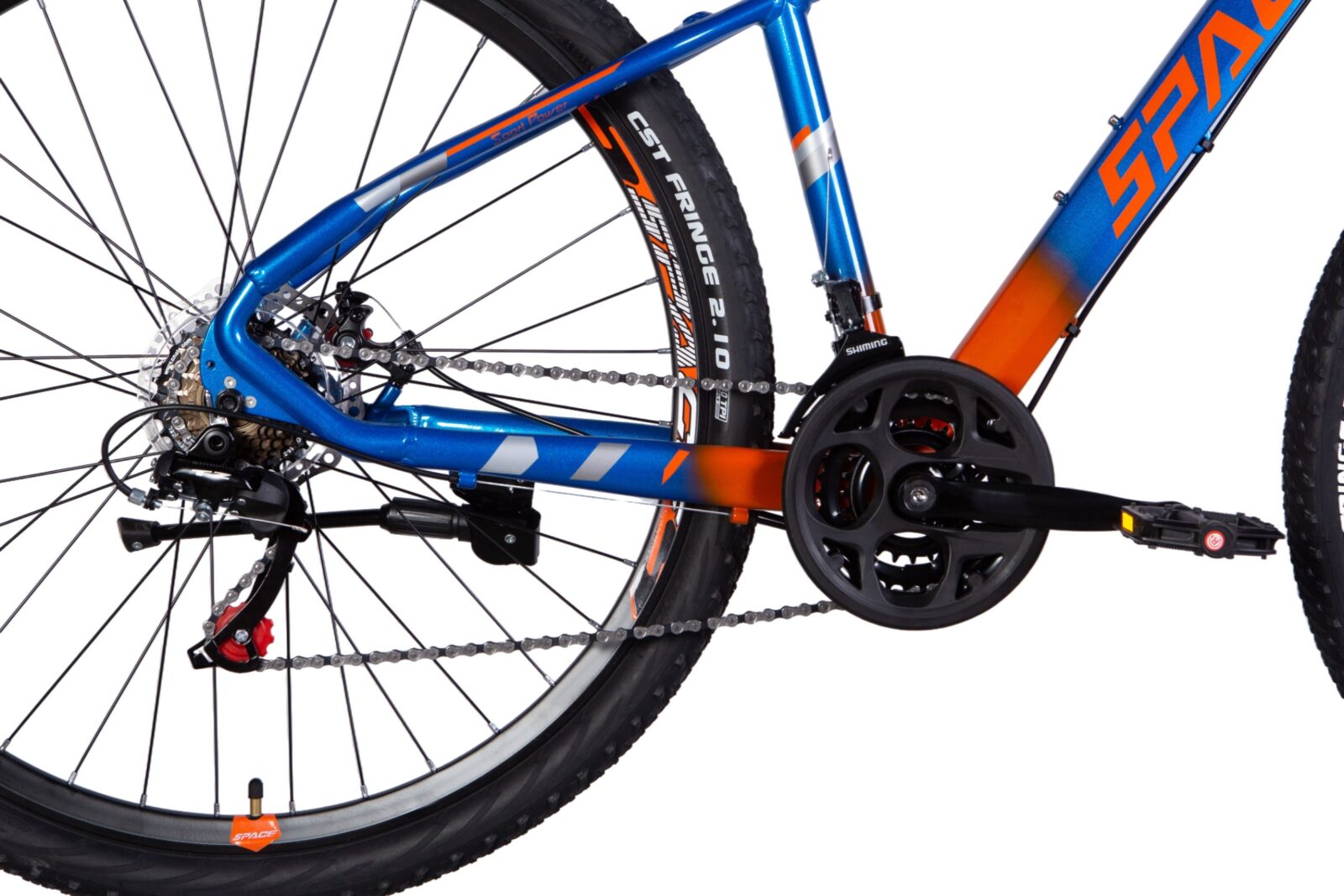 Bicicletă montană colorată, detaliu mecanism transmisie