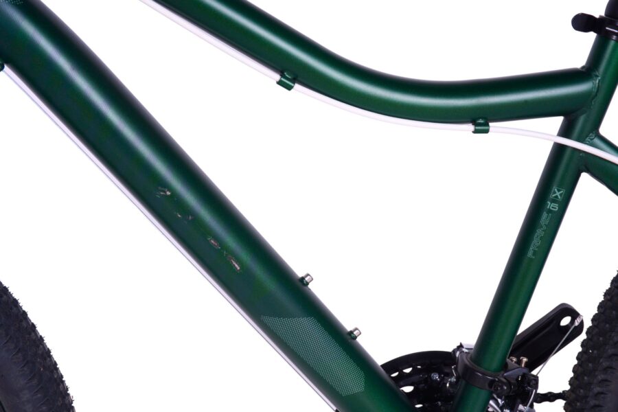 Cadru de bicicletă verde cu detalii tehnice