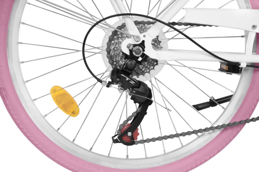 Detaliu despre roata unei biciclete.