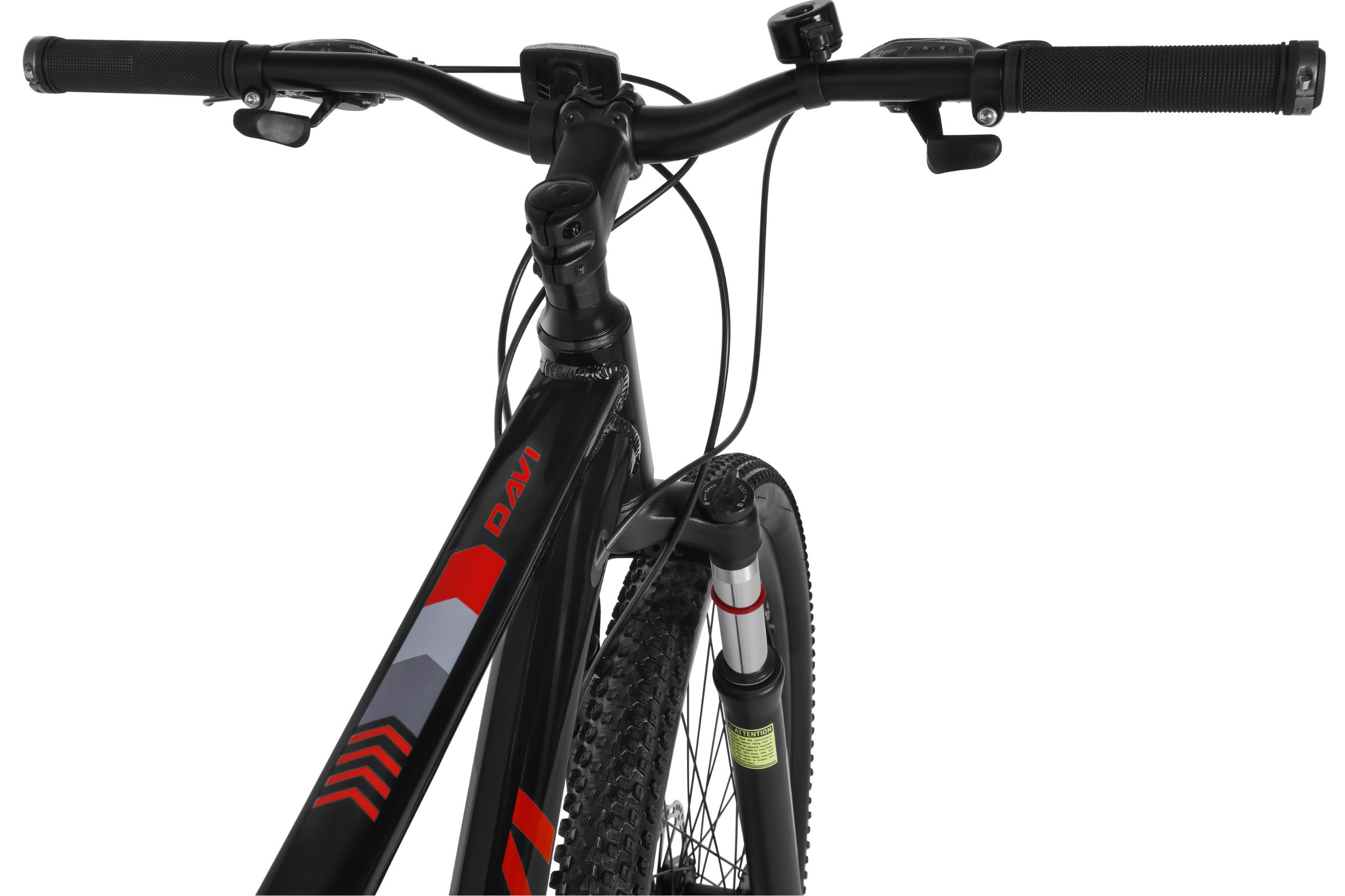Bicicletă montană cu detalii în culori negre și roșii.